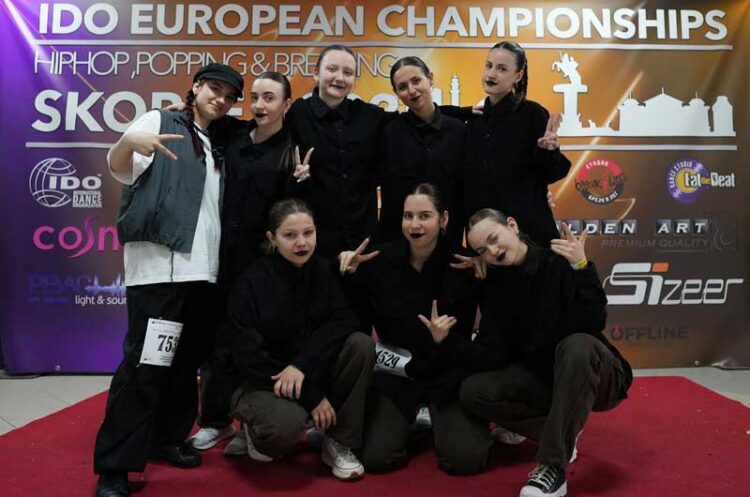 Девојките на „One Way Dance Studio“ се пласираа во четвртфиналето на Европското првенство, ќе одат и на Светско