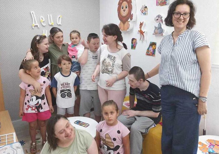 Новата ѕвезда на ГРАНД, Славица Ангелова се дружеше со децата со Даун синдром