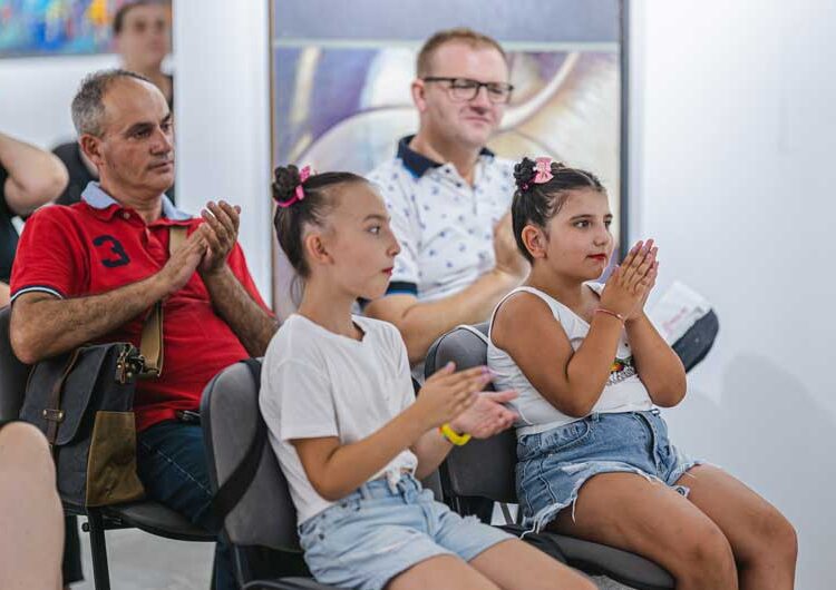 Струмичанката Виолета Танчева – Златева ја промовираше својата најнова книга „Раскази од минатиот век“