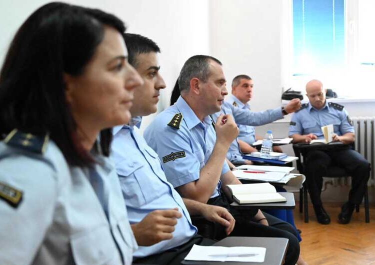 Директорот на Бирото за јавна безбедност Сашо Тасевски во посета на СВР Струмица