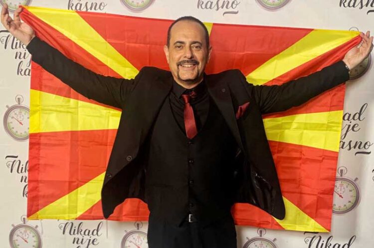 Со „Розо моја“ струмичанецот Павле Витанов „ја запали“ Фејсбук публиката со гласањето и води убедливо – веќе се чувствува победатa