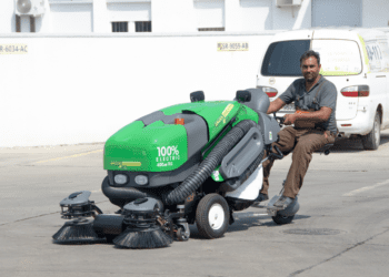 Комуналното претпријатие во Струмица го подновува возниот парк со механизација која не е штетна за животната средина