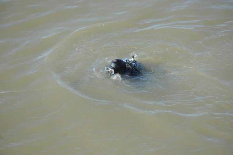 Сé уште нема трага од 29-годишниот маж кој влегол во браната кај Дрвош