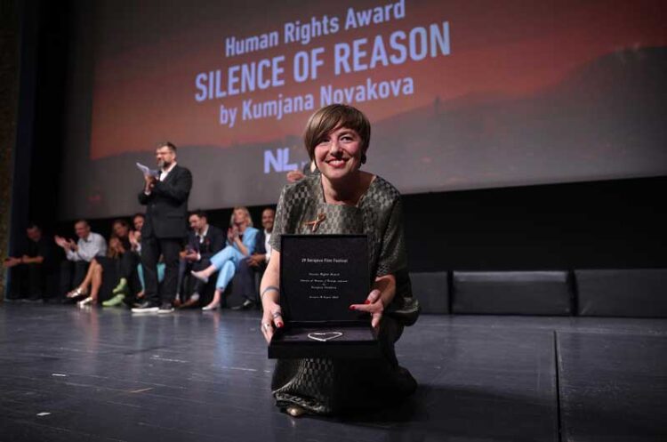 Струмичанката Кумјана Новакова добитник на наградата за човекови права со документарецот „Молк на разумот“