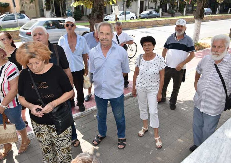 Струмичките пензионери освен што бараат линеарно покачување на пензиите бараат и оставка од Данче Даскаловска и Станка Трајкова