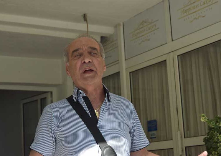 Струмичките пензионери освен што бараат линеарно покачување на пензиите бараат и оставка од Данче Даскаловска и Станка Трајкова