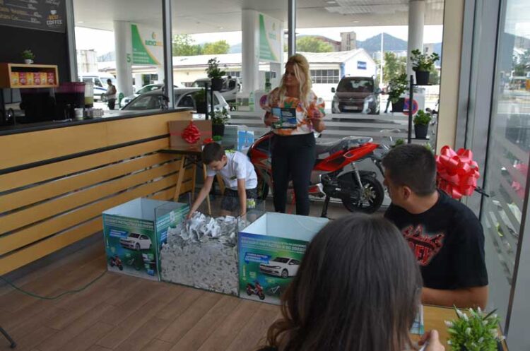 Второ извлекување од Наградната игра на „БЕНЗОИЛ“ – четворица потрошувачи добија вредни награди