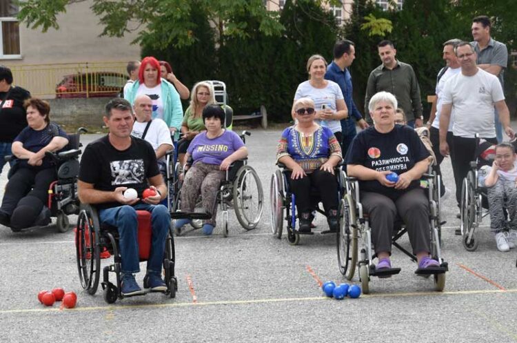 Во Струмица промовирана игра за инвалиди во количка – Бочија
