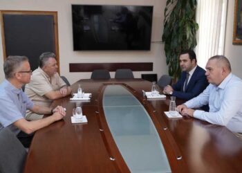 Шефот на Мониторинг одделот при мисијата на ОБСЕ на средба со струмичкиот градоначалник Костадинов