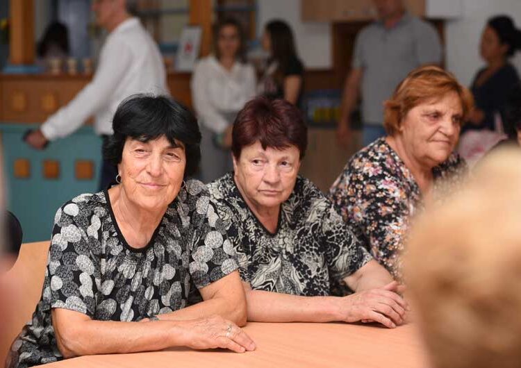 Пензионерите и постарите лица во општина Босилово за првпат добиваат Центар за дневен престој