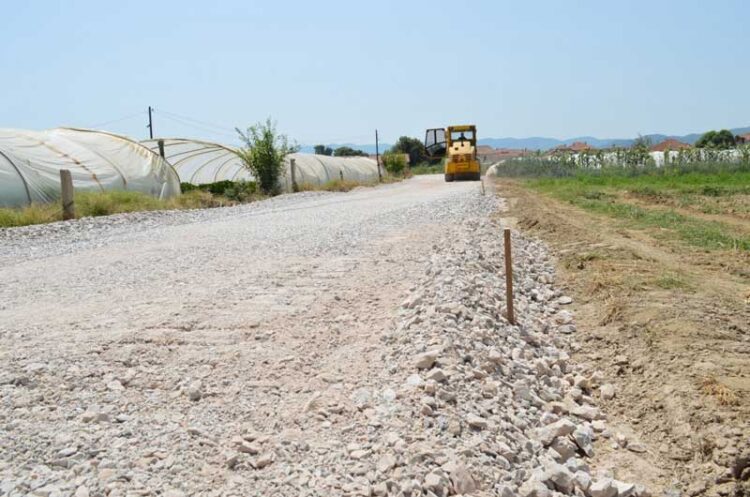Со средства од Агенцијата за финансиска поддршка во земјоделието и руралниот развој Општина Василево го тампонира „Широк пат“