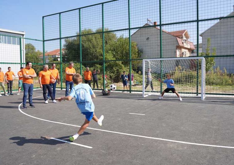 Општина Струмица направи ново мултифункционално спортско игралиште