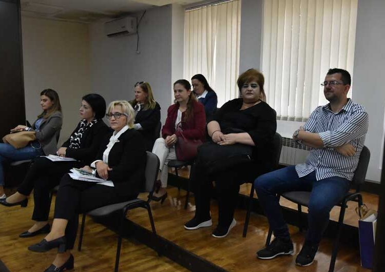 Граѓанските организации бараат квота на застапеност на лицата со попреченост во политичкиот живот