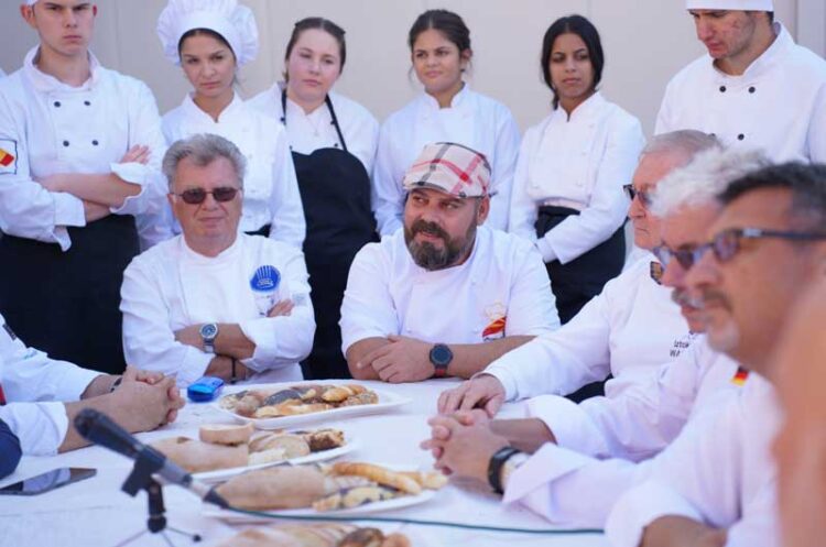 Најголемите гастрономски асови во Струмица на Манифестацијата „Гастромак и пријателите“ – домаќини младите готвачи од СОУ „Димитар Влахов“