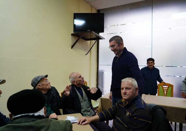 Лидерот на ВМРО-ДПМНЕ, Христијан Мицкоски имаше средби со жители на Струмица и Банско