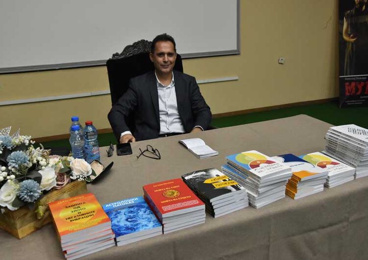 Тричасовно едукативно предавање во Струмица на проф. д-р Зоран Крстевски