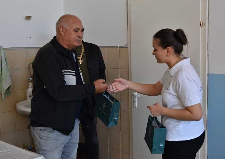 По повод Светски ден на борба против дијабет поделени апарати и природни препарати за третман на дијабет