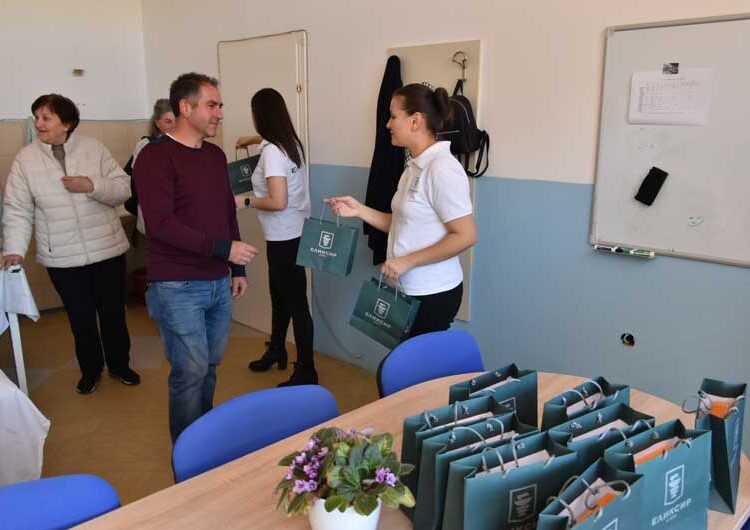 По повод Светски ден на борба против дијабет поделени апарати и природни препарати за третман на дијабет