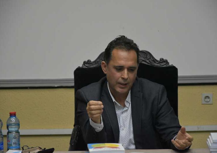 Тричасовно едукативно предавање во Струмица на проф. д-р Зоран Крстевски