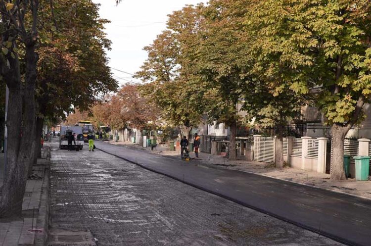 Се асфалтира дел од „Младинска“