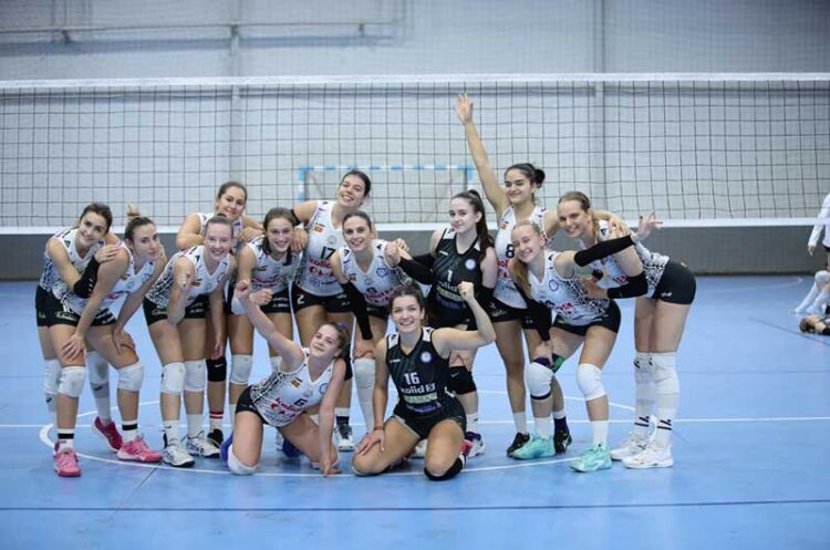 Девојките на „Наковски Волеј“ ги победија „Работнички Скопје“ со 3:1