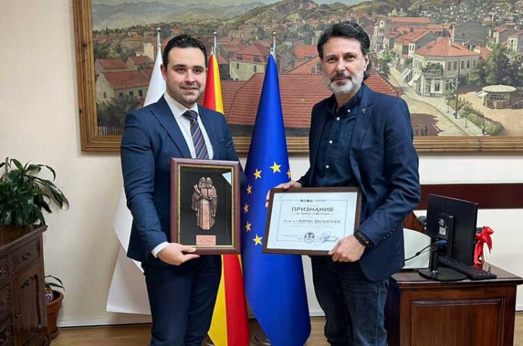 Професорот Кирил Барбареев го прими признанието „Св. Кирил и Методиј“ на Општина Струмица