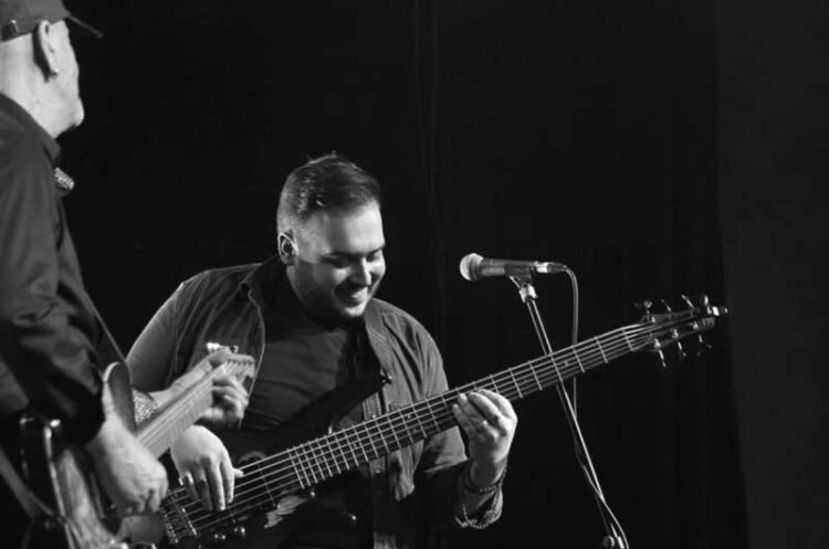 Маестрална изведба на „Зајди, зајди“ на Иван Кукиќ на концертот на Влатко Стефановски трио во Белград