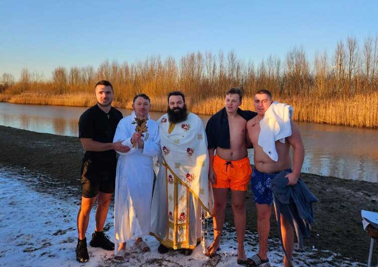 Македонците во Холандија за прв пат го организираа православниот обичај фаќањето на крстот – најсреќен беше Роберт Димитроски