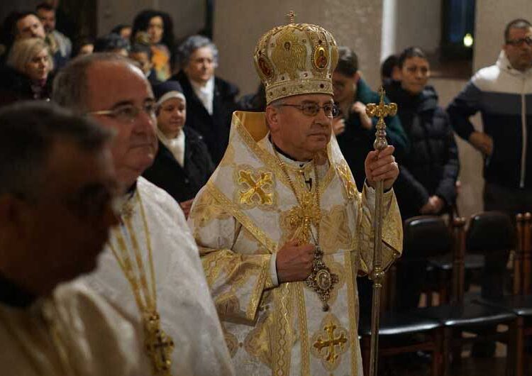 И католичките верници од Струмица денеска го слават Божиќ – монсињор Киро Стојанов одржа божиќна света Литургија во Катедралата