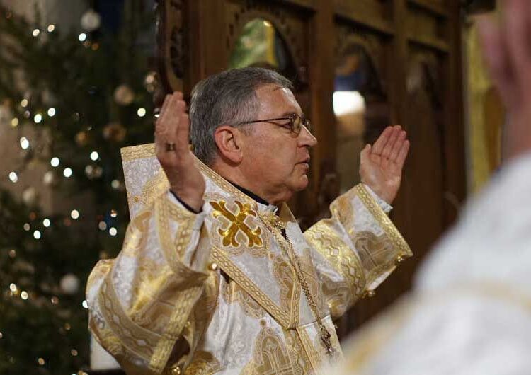 И католичките верници од Струмица денеска го слават Божиќ – монсињор Киро Стојанов одржа божиќна света Литургија во Катедралата