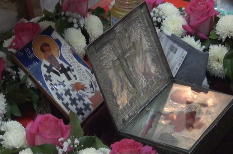 Во Црквата „Св. Кирил и Методиј“ во Струмица ќе бидат изложени моштите на Св. Василиј Велики