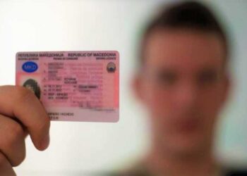 Возачките дозволи со „Република Македонија“ ќе важат до 31 декември – Собранието донесе законски измени по итна постапка