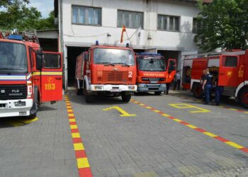 ЦУК: Пожарникарите на Струмица интервенирале на запалена ниска вегетација