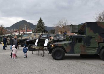 Во Струмица презентирана воената опрема на АРМ – повод 4 години членство во НАТО