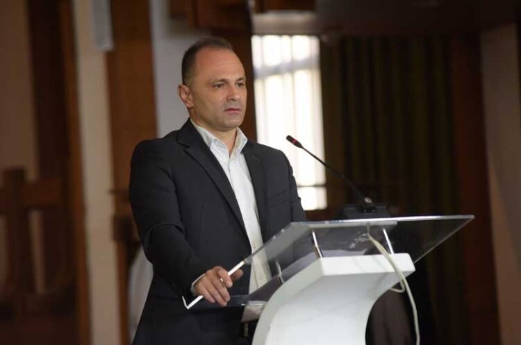 Филипче: На гласачите ќе им понудам многу работа и транспарентност