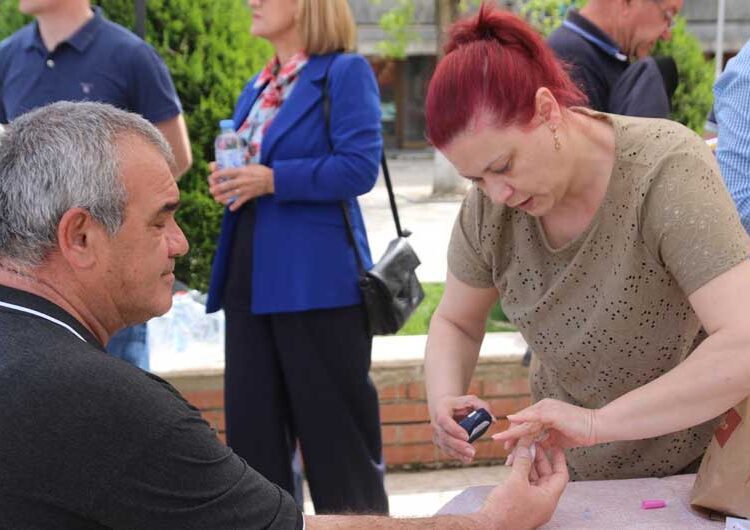 Во пресрет на Светскиот ден на здравјето, ВМРО-ДПМНЕ организираше пункт за здравствени консултации