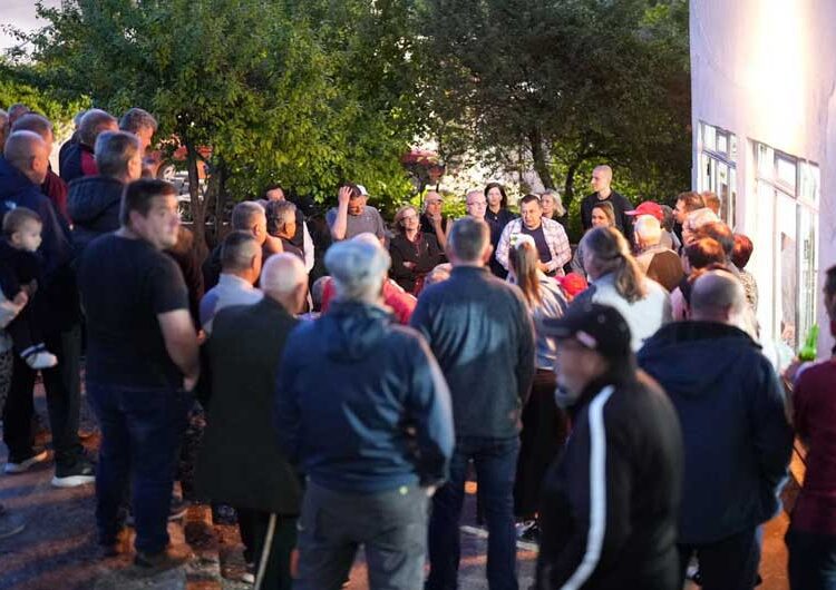 ВМРО-ДПМНЕ меѓу жителите на Костурино и Вељуса – кандидатите за пратеници ја промовираа платформата #1198