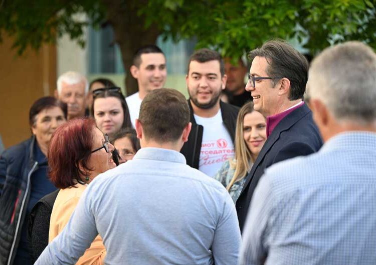 Стево Пендаровски имаше средби со жители на Ново Село, Босилово и Василево