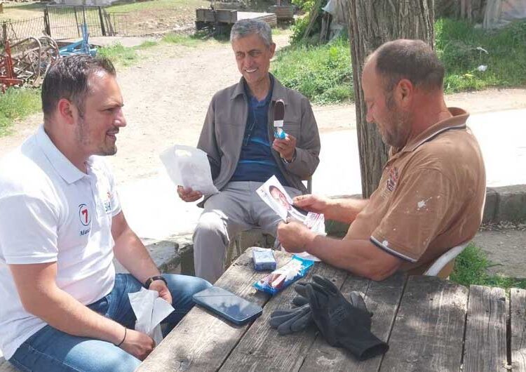 Миле Цеков им се заблагодарува на граѓаните од општините Радовиш и Конче за поддршката