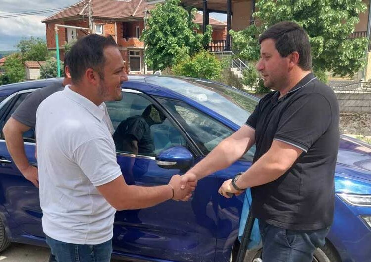 Миле Цеков им се заблагодарува на граѓаните од општините Радовиш и Конче за поддршката