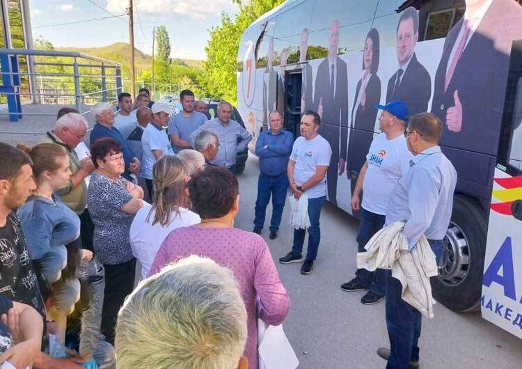 Максим и Миле од ЗНАМ меѓу жителите на Неготино, Тремник, Долни Дисан и Тимјаник