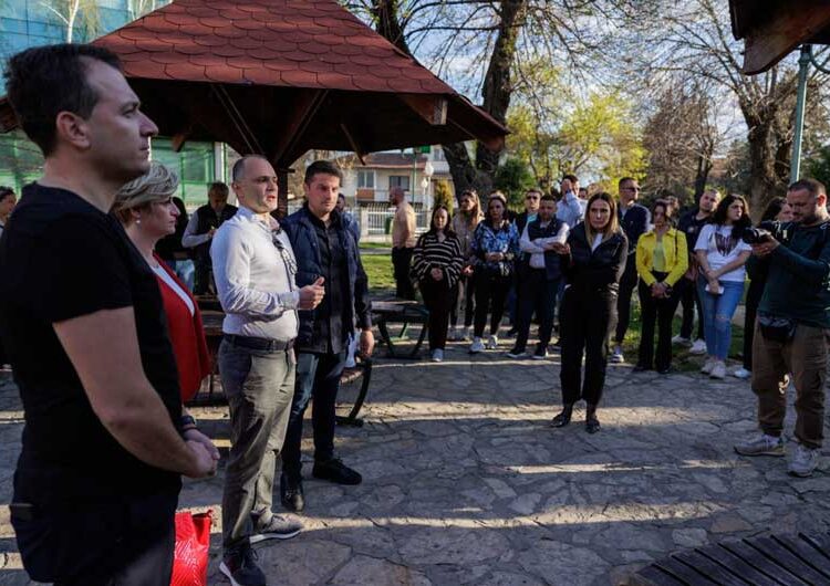 Д-р Филипче до младите во Прилеп: Борете се за тоа што заслужувате, никој нема да ви го даде на тацна