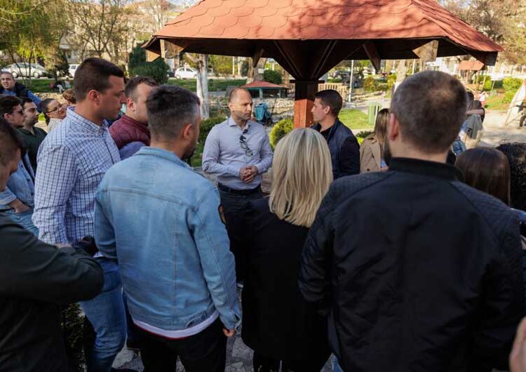 Д-р Филипче до младите во Прилеп: Борете се за тоа што заслужувате, никој нема да ви го даде на тацна