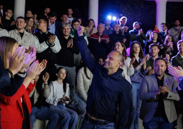 Филипче до младите: Единствен начин за трајна трансформација на општеството е интеграцијата во ЕУ