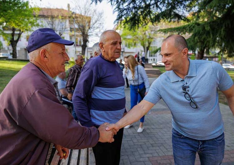 Венко Филипче од Кавадарци: Се среќавам со преку 200 луѓе дневно, лице в лице се гради довербата