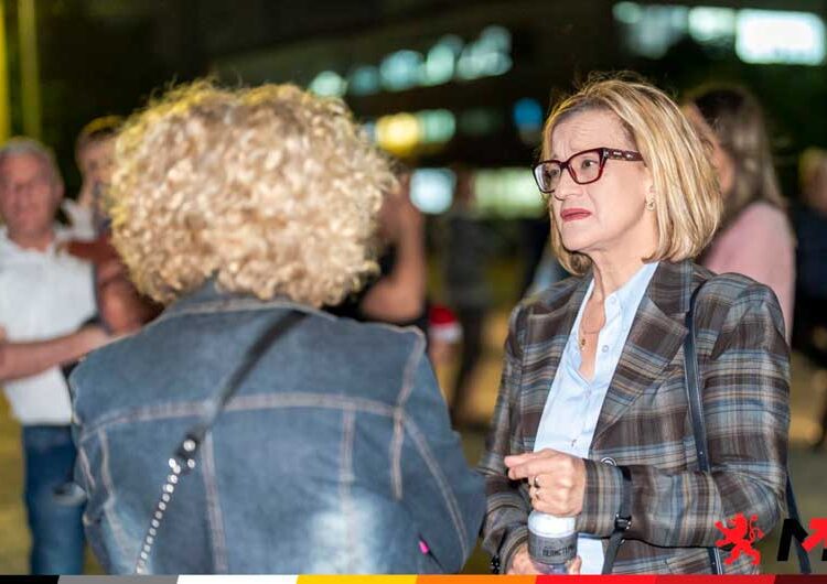 ОИШ на кандидатката за претседател Гордана Силјановска Давкова вчера и денеска продолжуваат со предизборните активности во Струмица