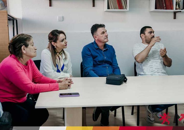 Кандидатите за пратеници од ВМРО-ДПМНЕ во посета на Здружението за глуви и наглуви лица и Здружението на слепи лица во Струмица