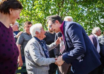 Стево Пендаровски имаше средби со жители на Ново Село, Босилово и Василево