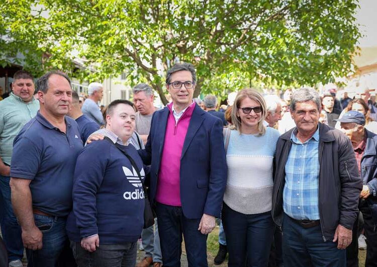 Стево Пендаровски имаше средби со жители на Ново Село, Босилово и Василево