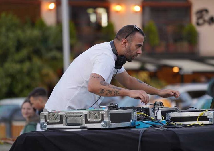 Синоќа од Струмица започна Караванот „Не е до нив, до тебе е“